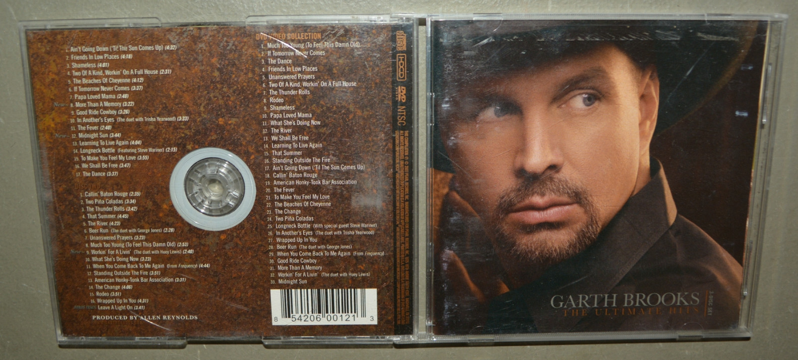 3 CD set - Garth Brooks - The Ultimate Hits