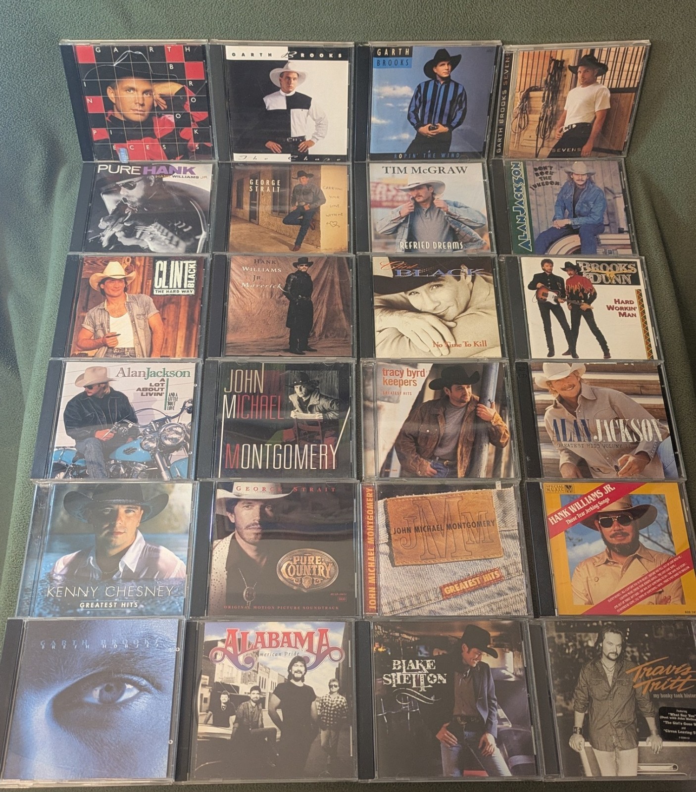 Lot Of 25 Vintage 1990s Country Music CDs. Garth Brooks, George Strait, etc.,