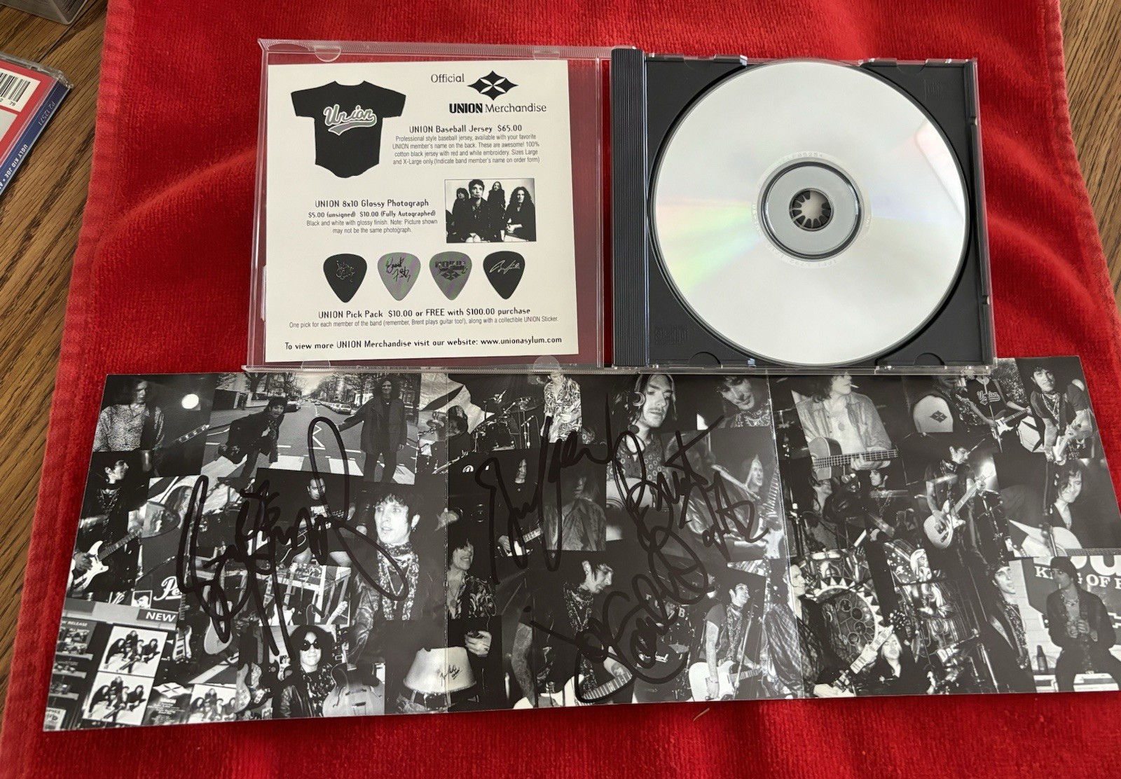 Union : Live In The Galaxy CD 1999 SIGNED by band MINT