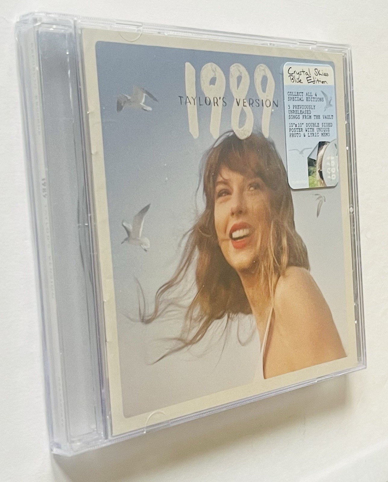 Taylor Swift: 1989 (Taylor's Version) CD Album Crystal Skies Blue Edition Sealed