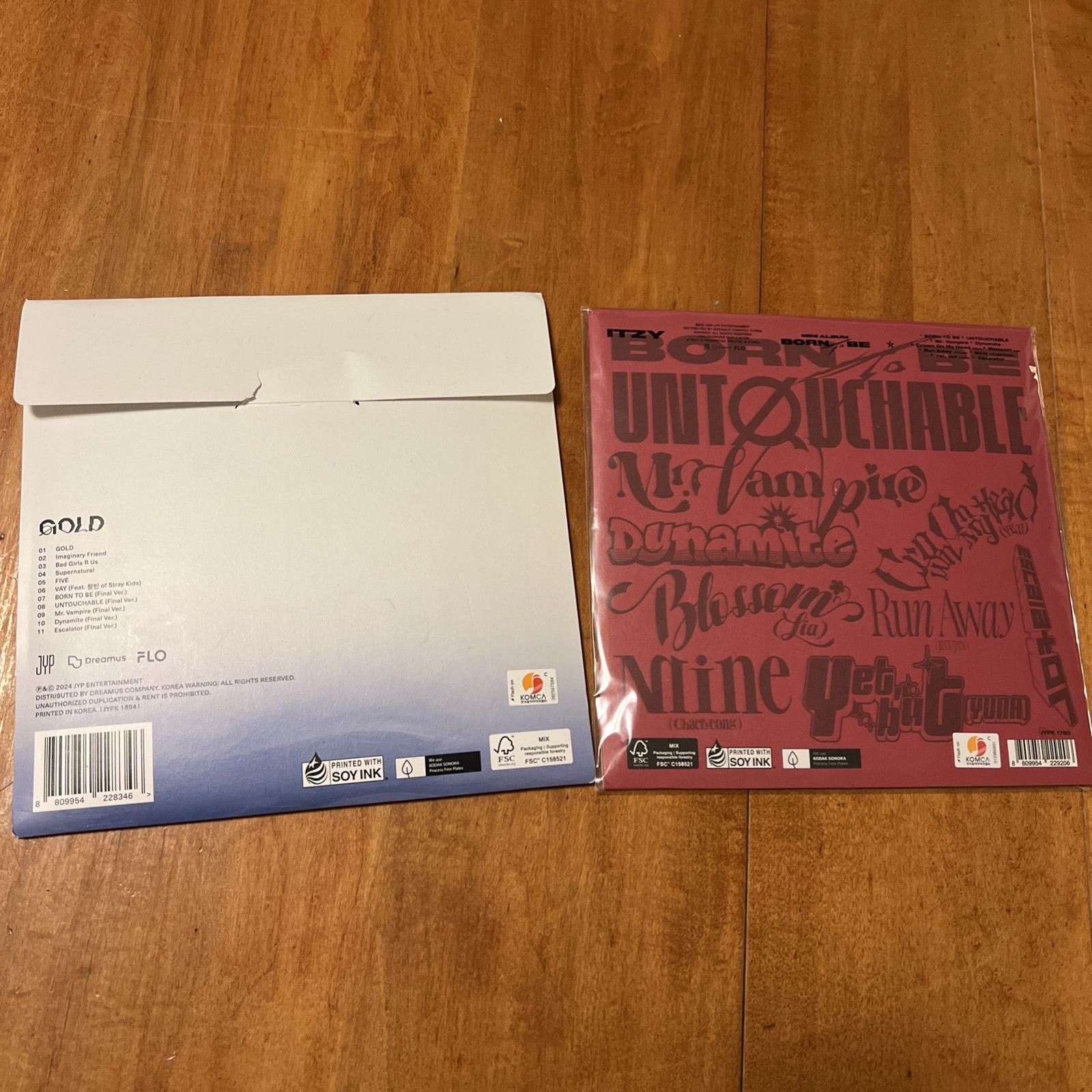 Gold by Itzy (Pink) 2024 JYP Entertainment Korean Dance & K-Pop Mini Album CD’s