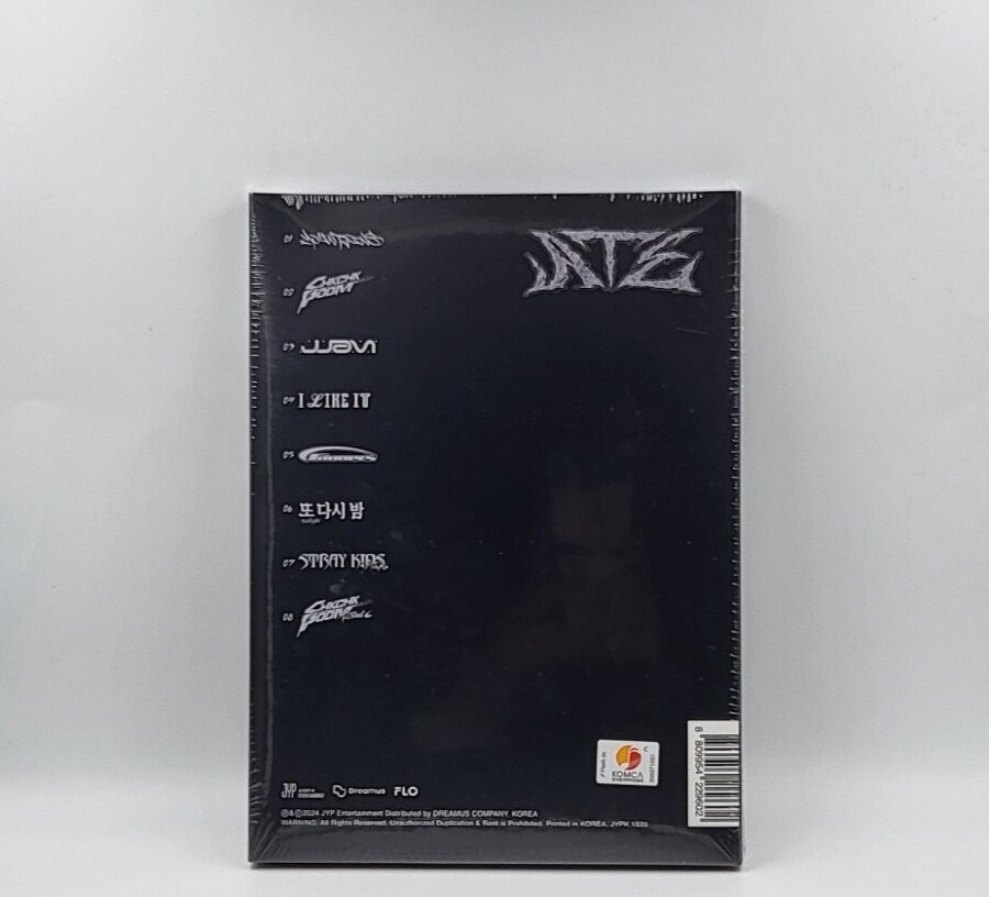 Stray Kids-ATE [Chk Chk Ver.] + STORE GIFT