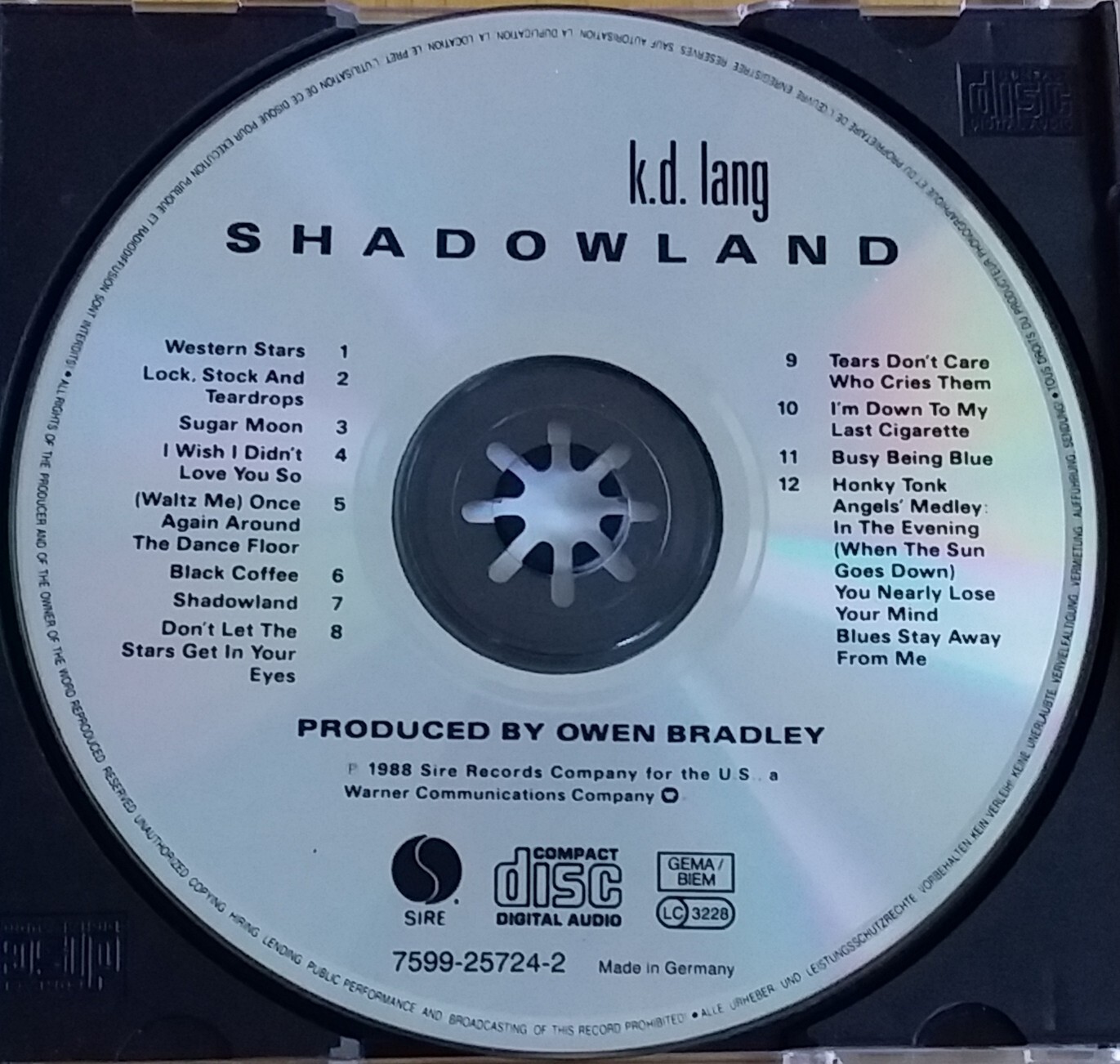 K.D. Lang - Shadowland. 1988 Europe 12 Track CD EX