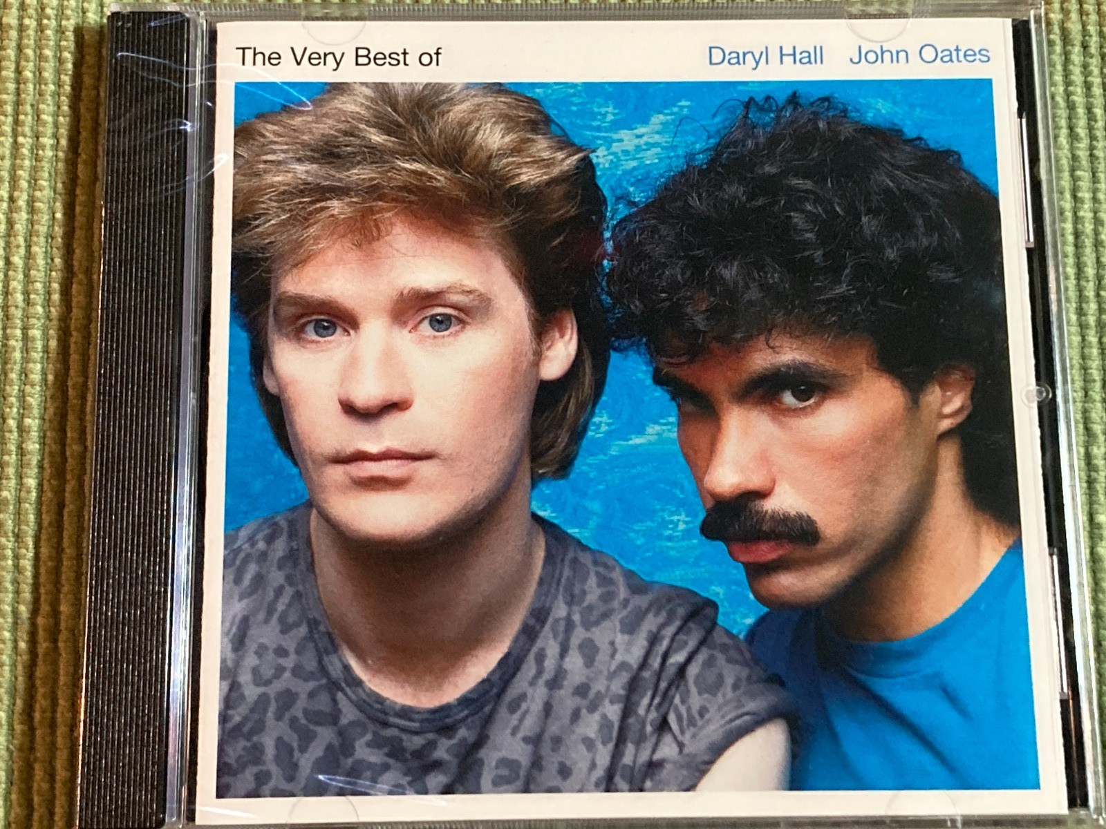 HALL & OATES THE VERY BEST OF 18 TRACK CD NEW FACTORY SEALED! FREE SHIPPING