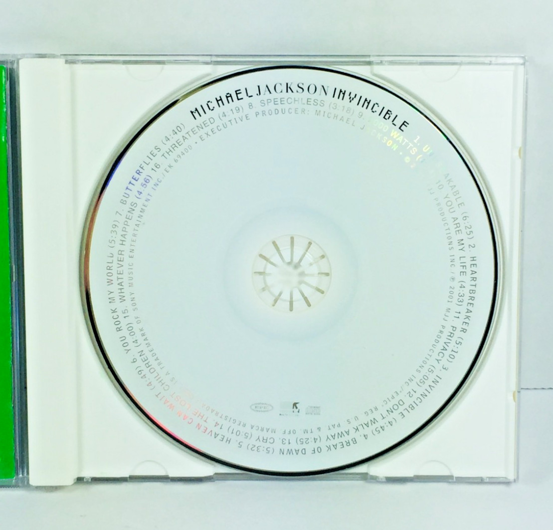 MICHAEL JACKSON "INVINCIBLE" (2001) CD (ALBUM) RARE GREEN COVER (EPIC RECORDS)++