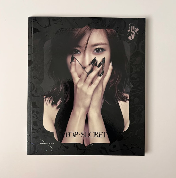 K-pop Jun Hyoseong (Secret) Debut Single Album Top Secret