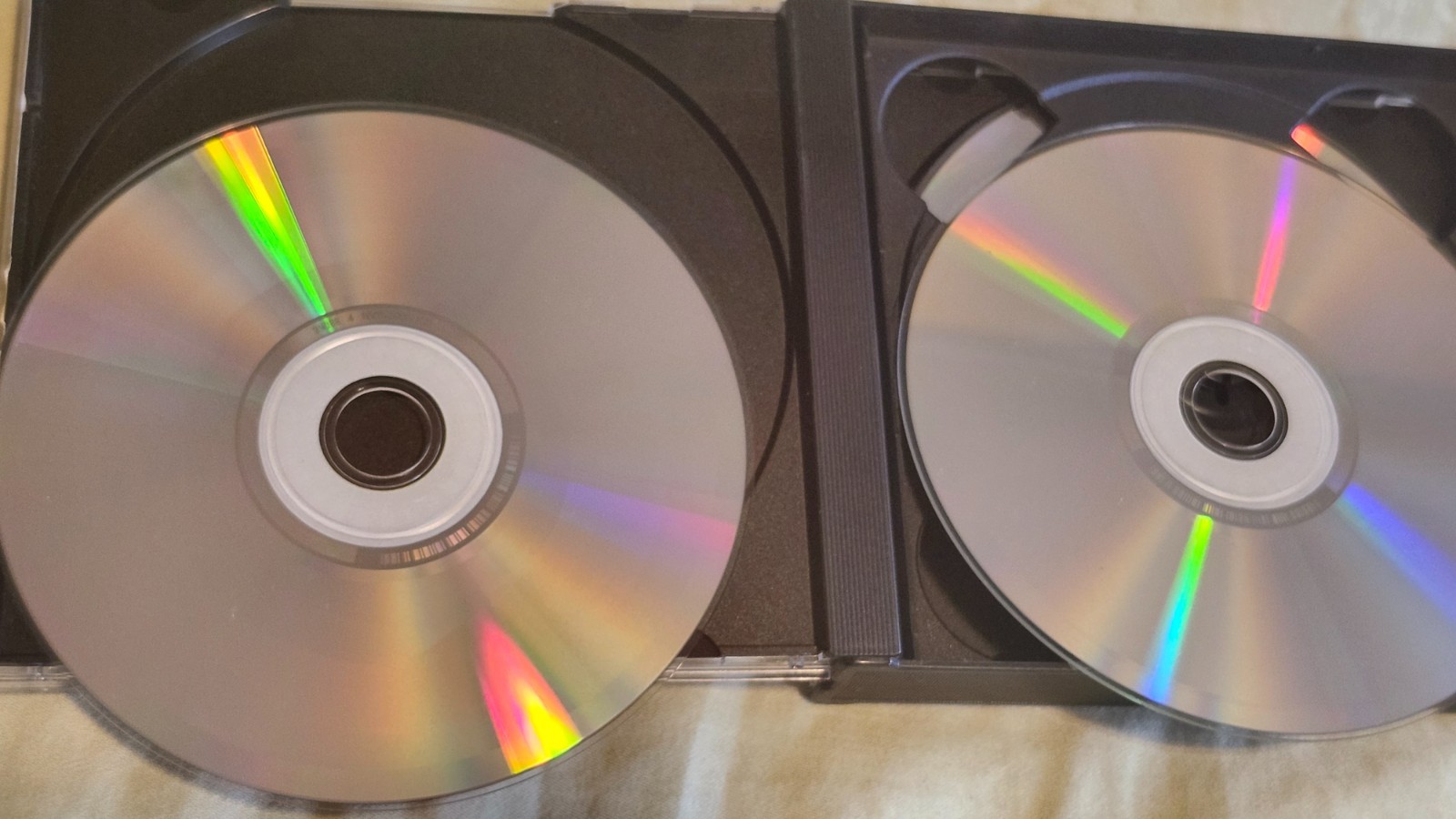 Lot of 2 CD Sets: Old Time Radio Shows: Detectives & All Time Favorites-preowned