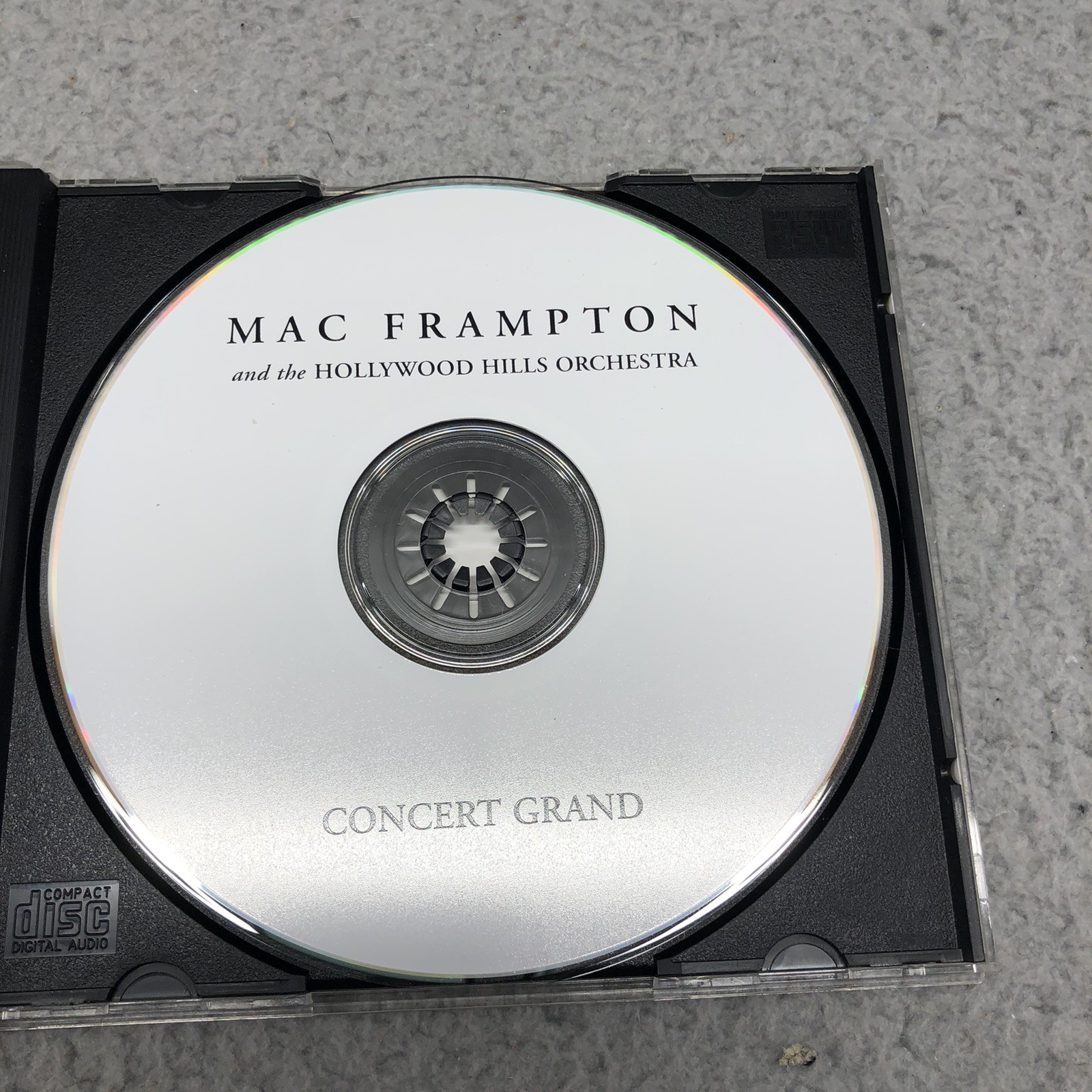 Mac Frampton and the Hollywood Hills Orchestra - Concert Grand CD 2001 MAI-2852