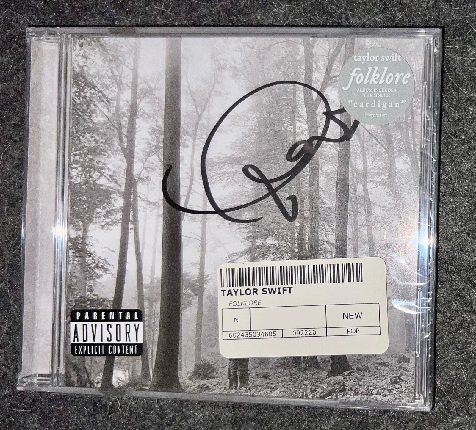 TAYLOR SWIFT SIGNED CD FOLKLORE AUTOGRAPHED NEW SEALED CARDIGAN GRAMMY WINNER