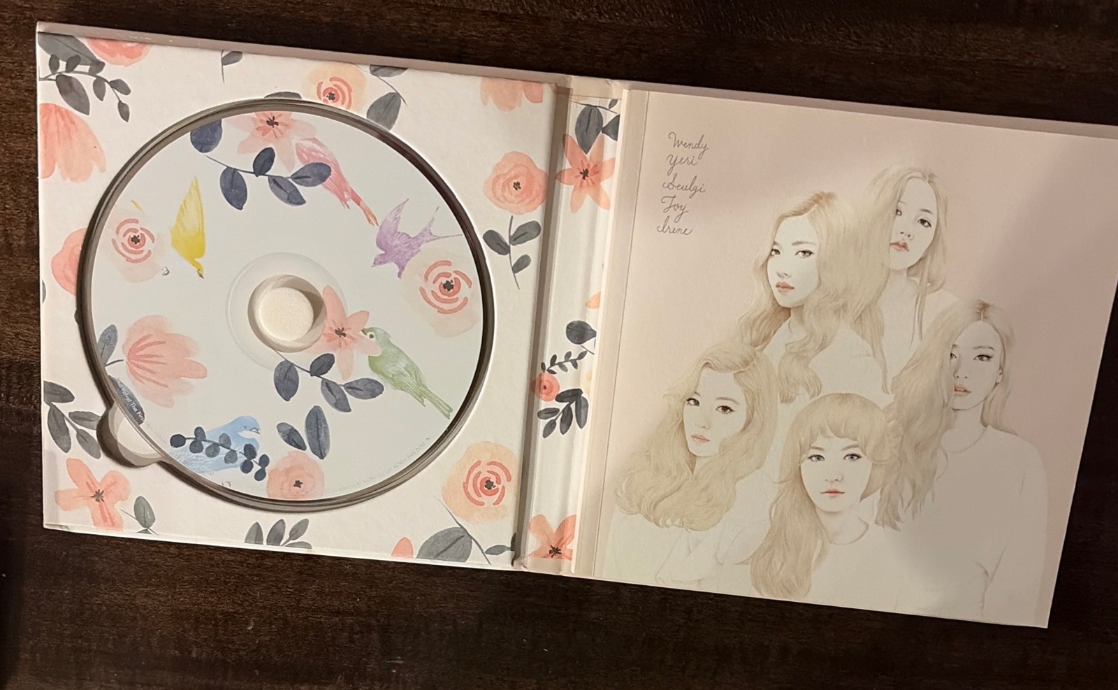 Red Velvet Ice Cream Cake CD & Photobook Kpop Music