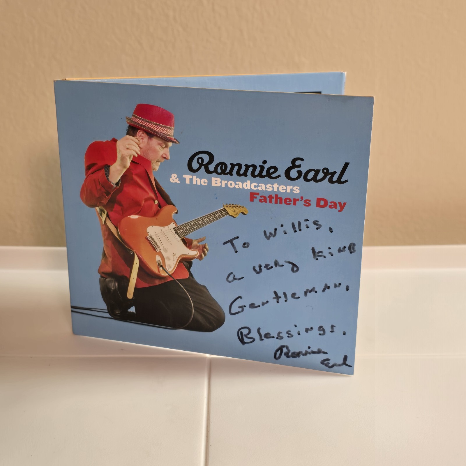 Ronnie Earl & The Broadcasters – SIGNED AUTOGRAPH Father's Day CD, Album 2015