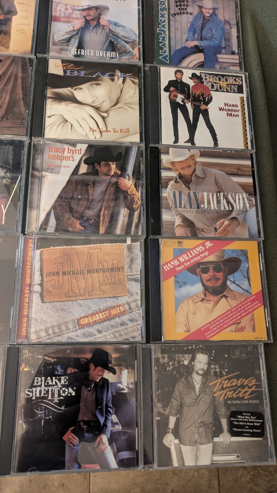 Lot Of 25 Vintage 1990s Country Music CDs. Garth Brooks, George Strait, etc.,