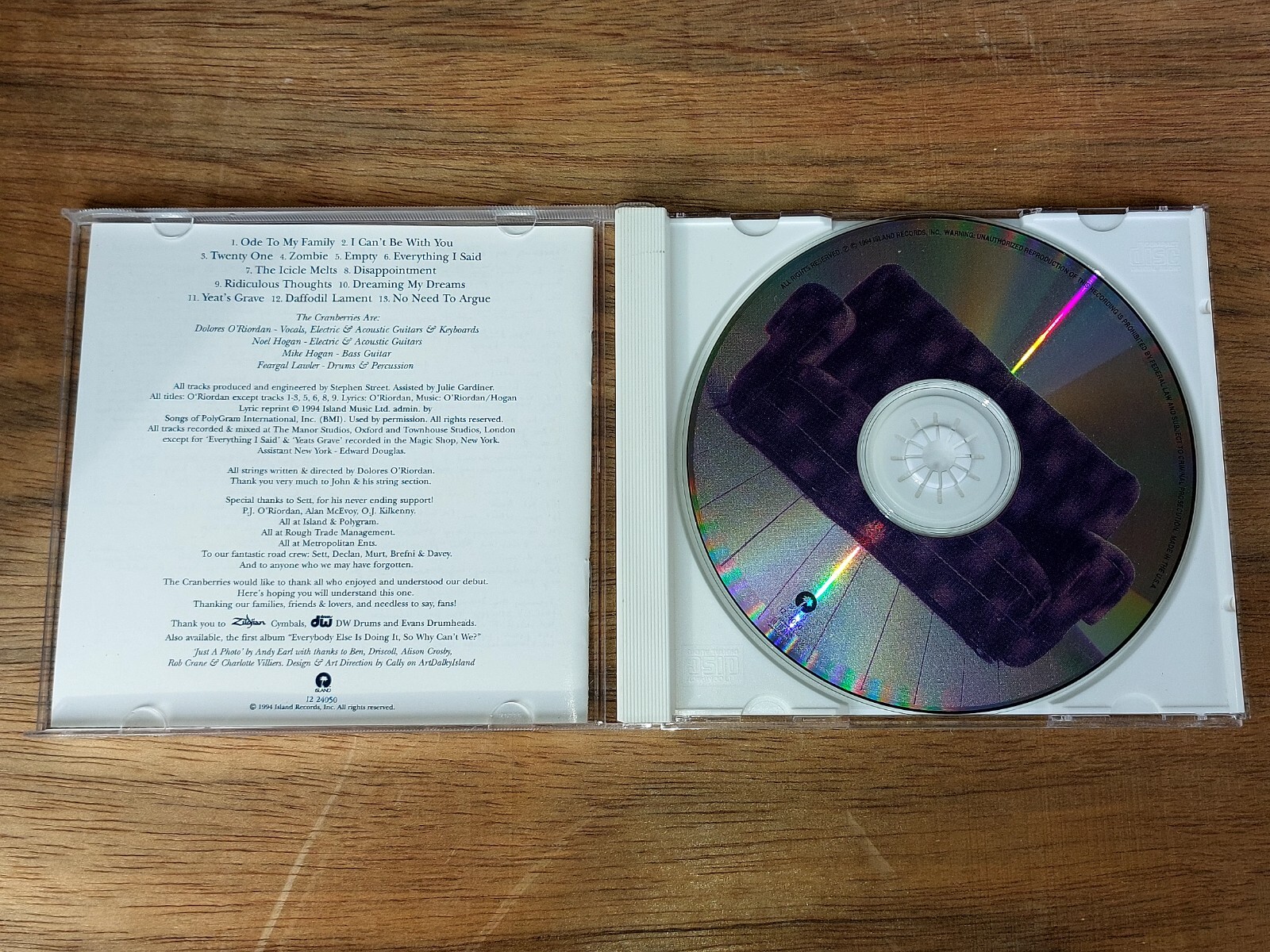 THE CRANBERRIES - Music CD 1990s Rock Music Very Good - Audio CD - Disc