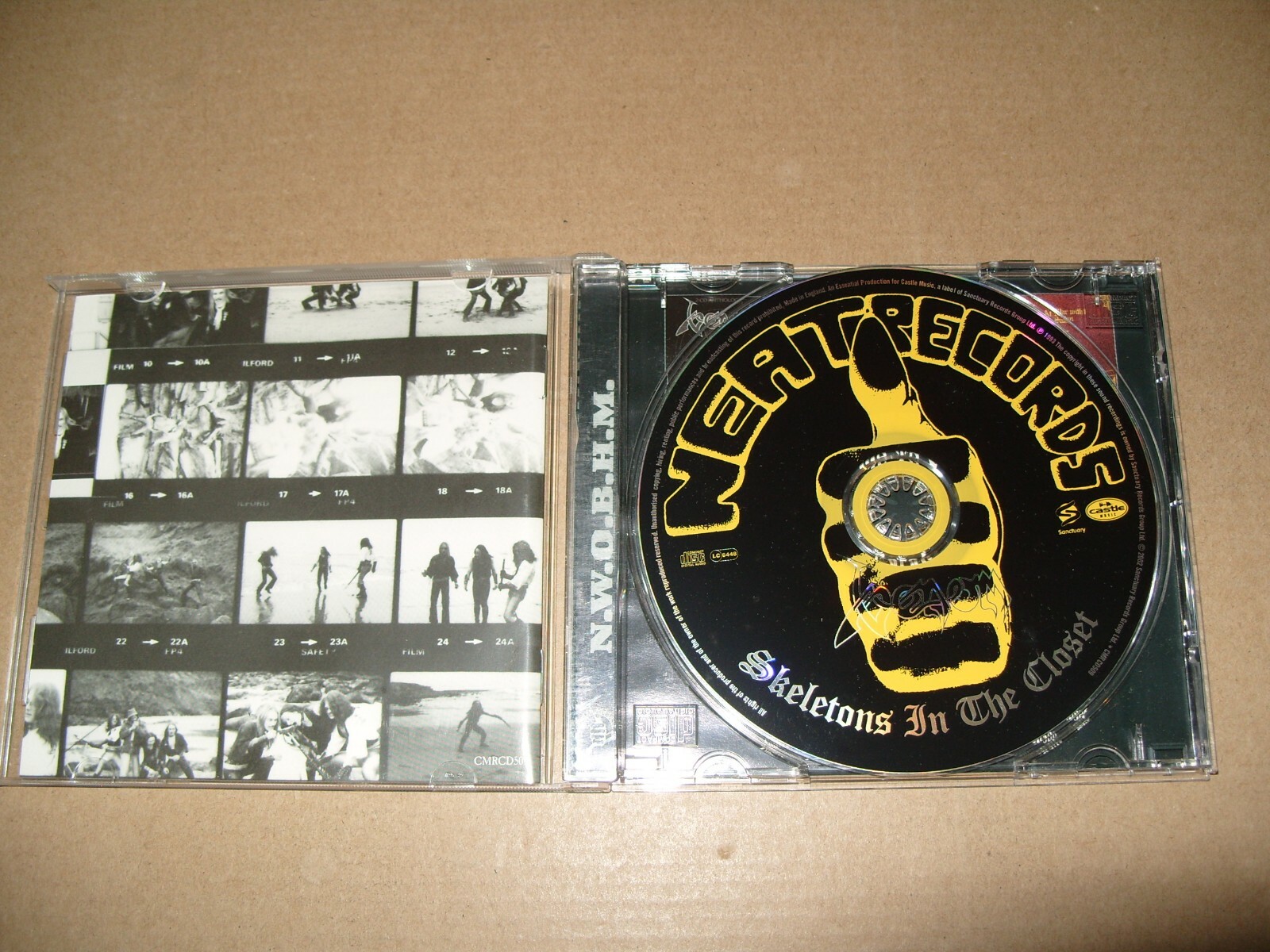 Venom - Skeletons In The Closet 2002 cd + Inlays Near Mint (R4)