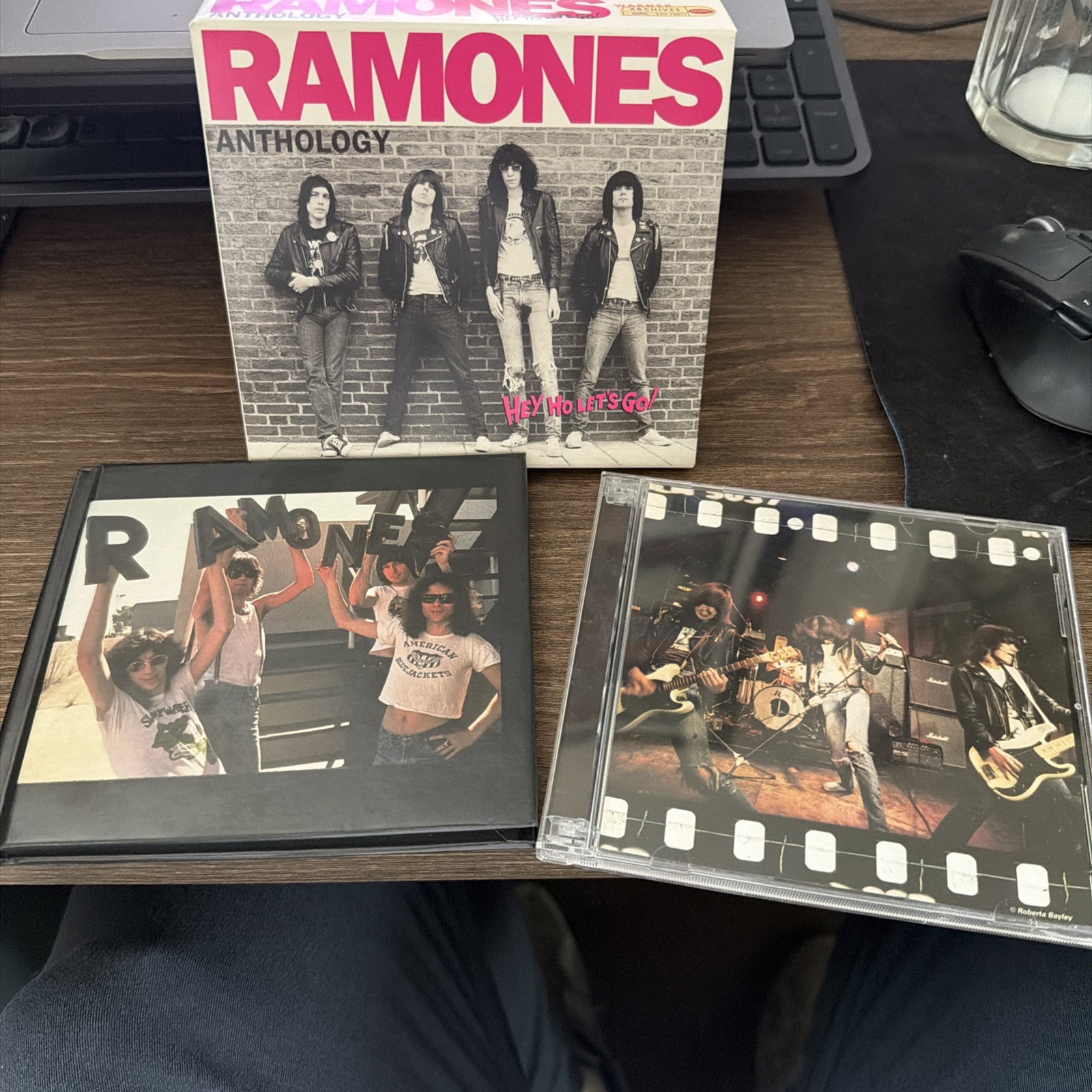 Ramones - Anthology - Hey Ho Let's Go [Remaster] (CD/Book, 2 Disc, 1999, Rhino)