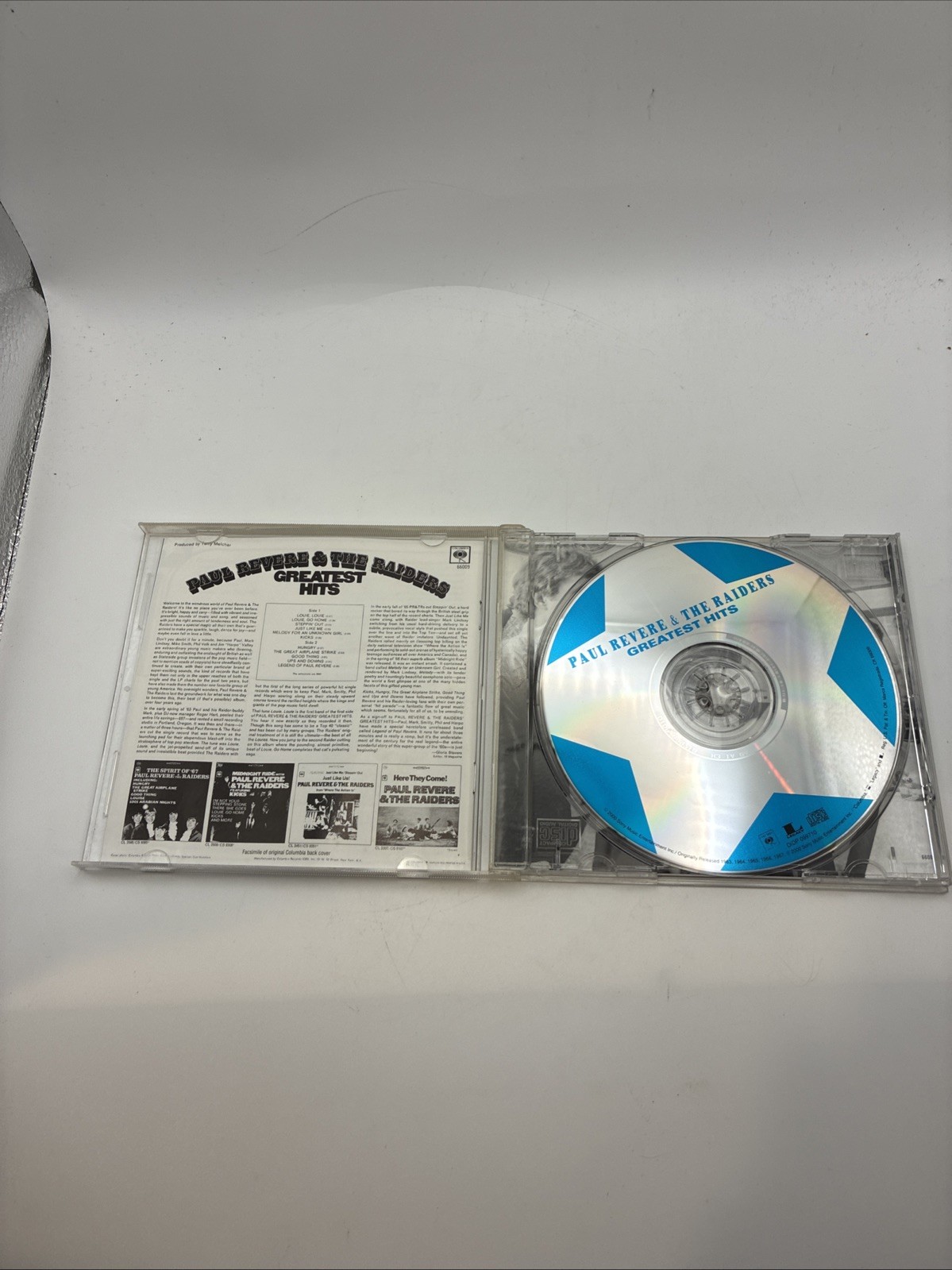 Paul Revere & The Raiders - Greatest Hits, Columbia Audio CD, VG+ Nice
