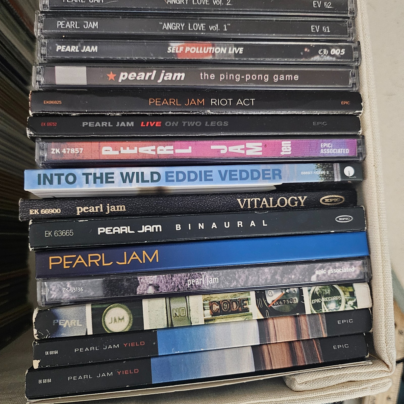 Pearl Jam - 47 Albums/53 CDs Bundled Lot in MINT Condition Live, Box Sets, Etc.