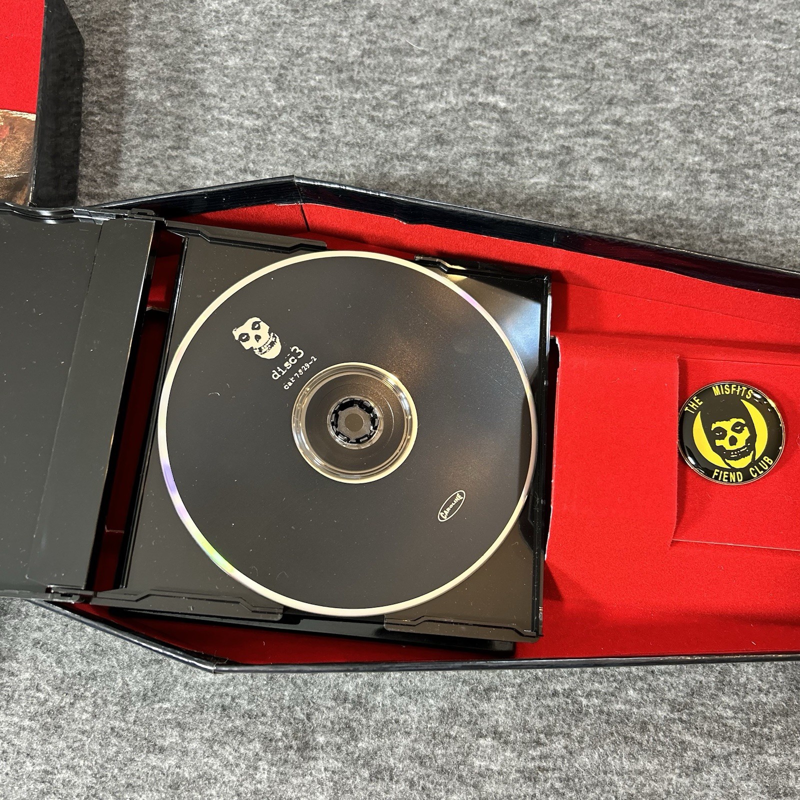 Misfits Coffin Box Set 4 Discs Caroline Distribution Complete Rare with Pin