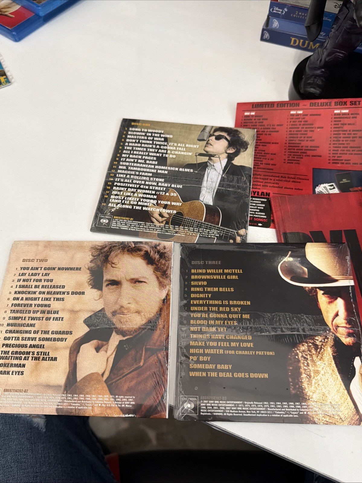 BOB DYLAN DYLAN RED BOX 3 x CD SET US 2007 Columbia 88697 11420 2 Black CDs