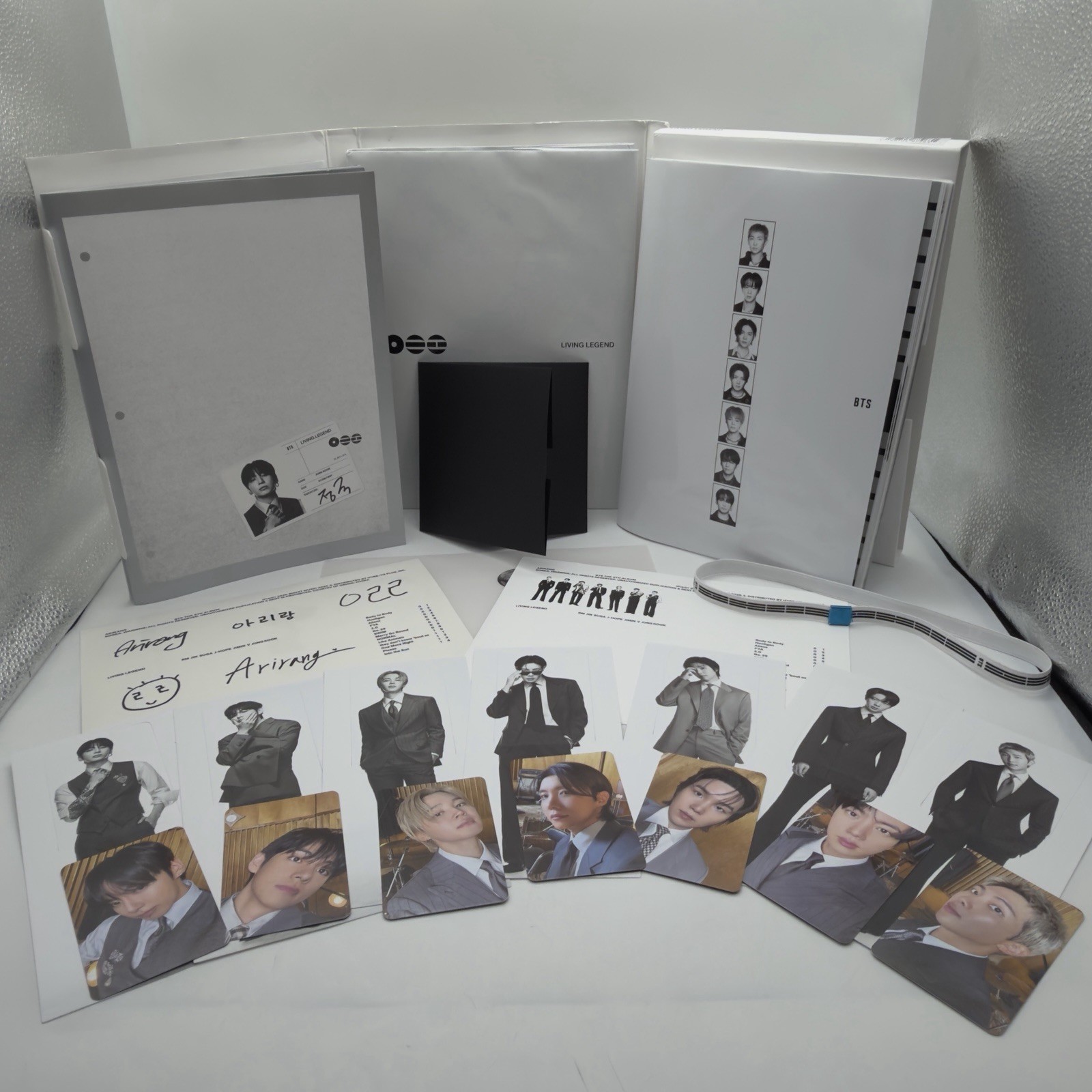 BTS 5th Album 'ARIRANG' Deluxe Edition Living Legend Version CD Album SEALED NEW
