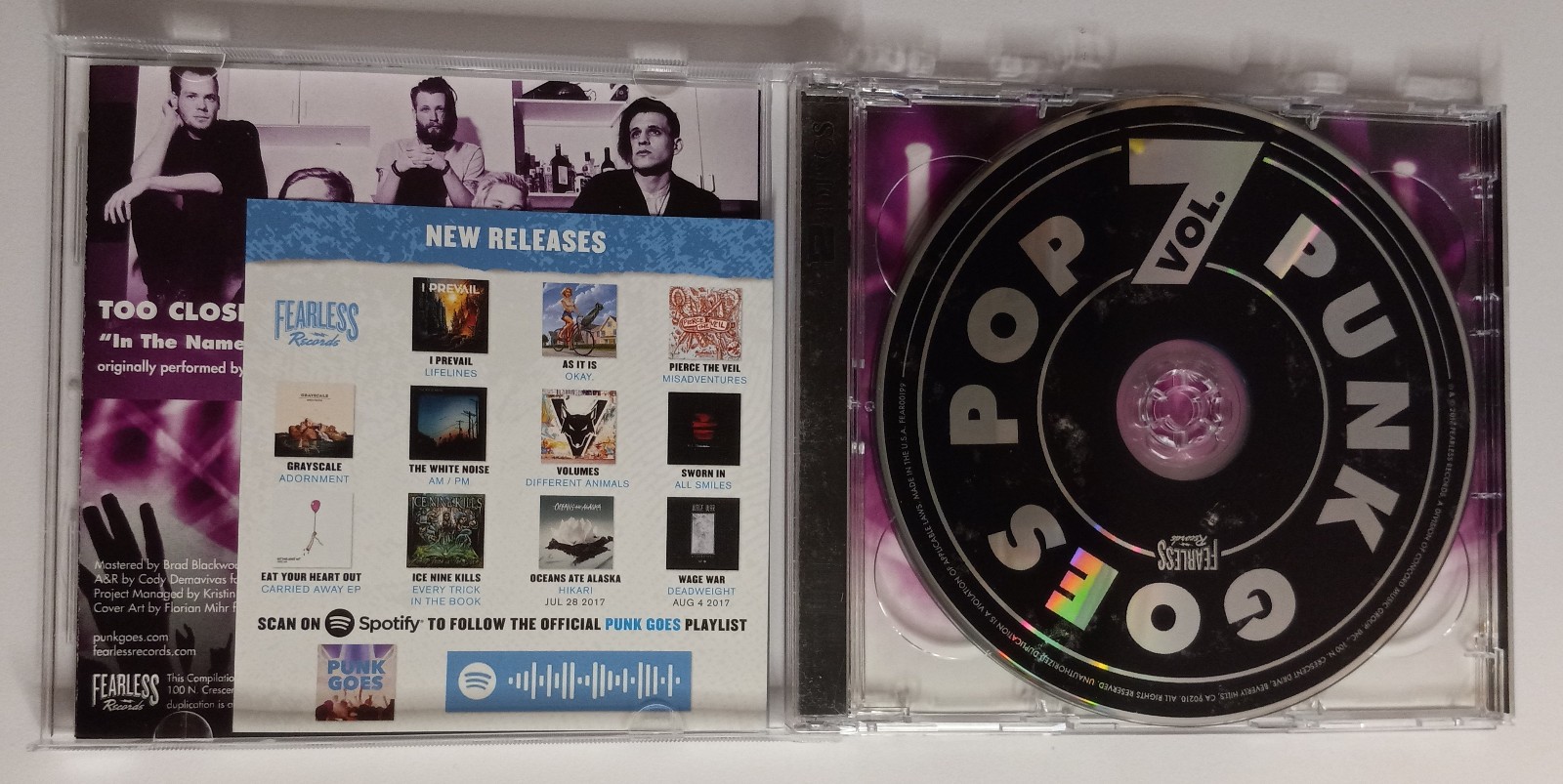 Punk Goes Pop, Vol. 7 (2xCD Set, 2017) with Fearless Records 2017 Sampler CD