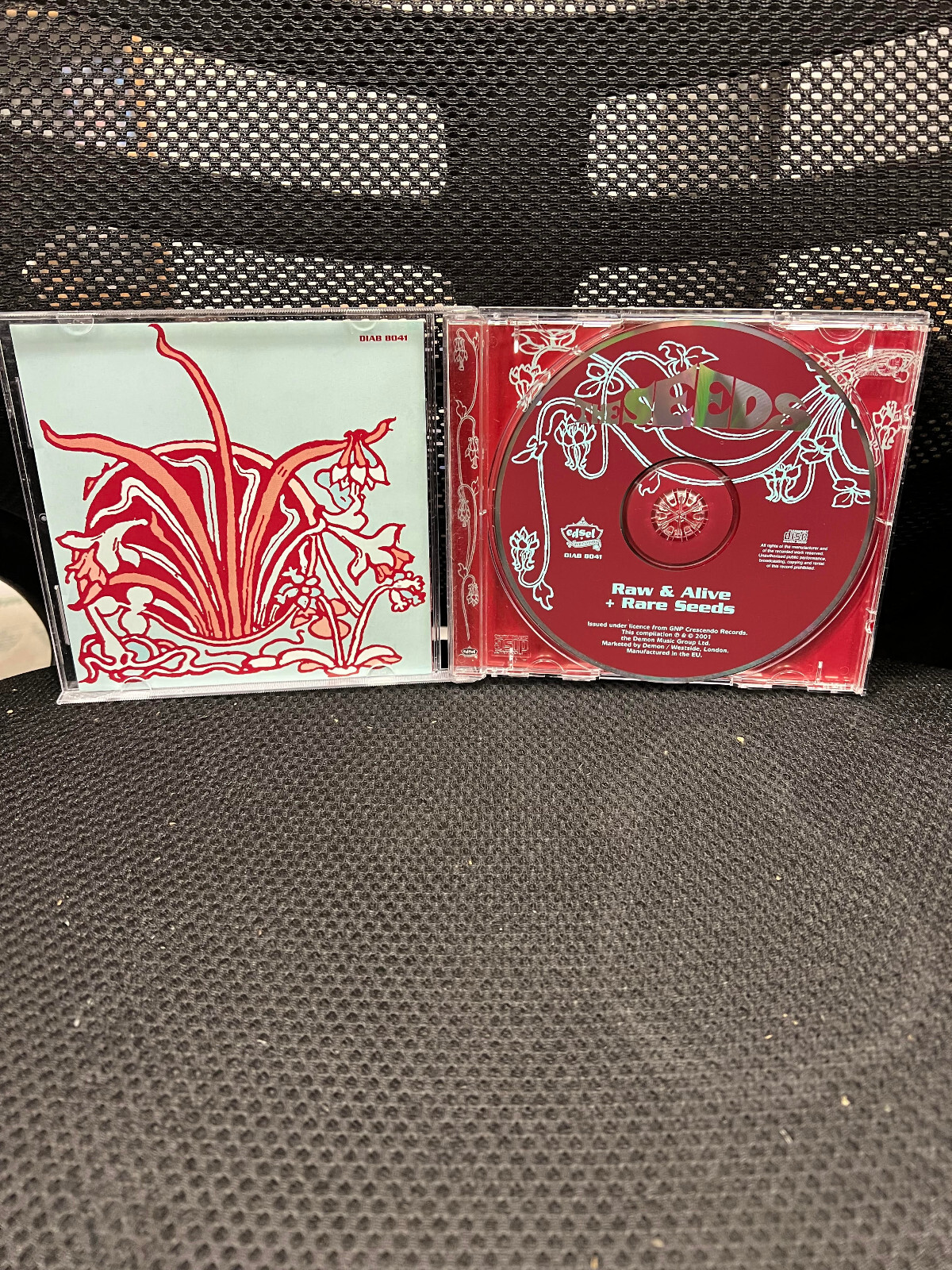 The Seeds – Raw & Alive + Rare Seeds - OOP MINT Garage Rock CD