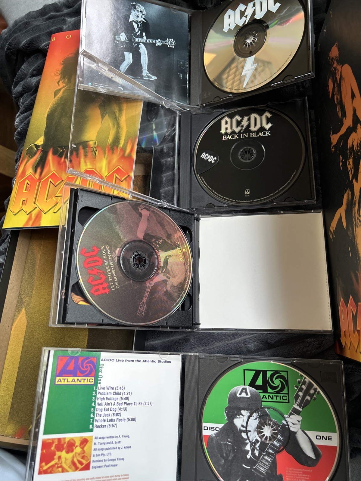 AC DC BONFIRE Box Set 5 CDs Poster Guitar Pick Booklet, no Keychain