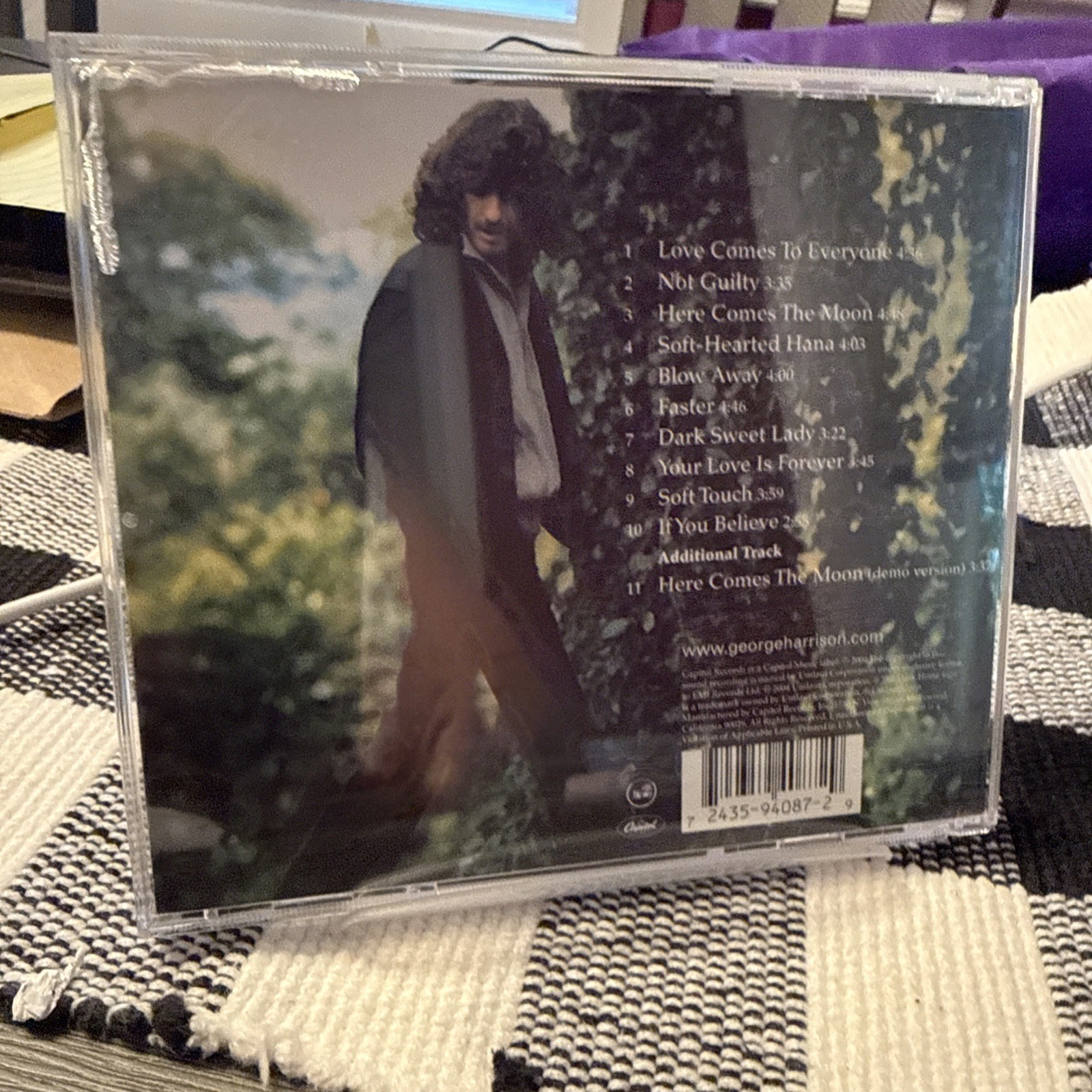 GEORGE HARRISON -- George Harrison (Self Titled) -- LIKE NEW CD -- Capitol