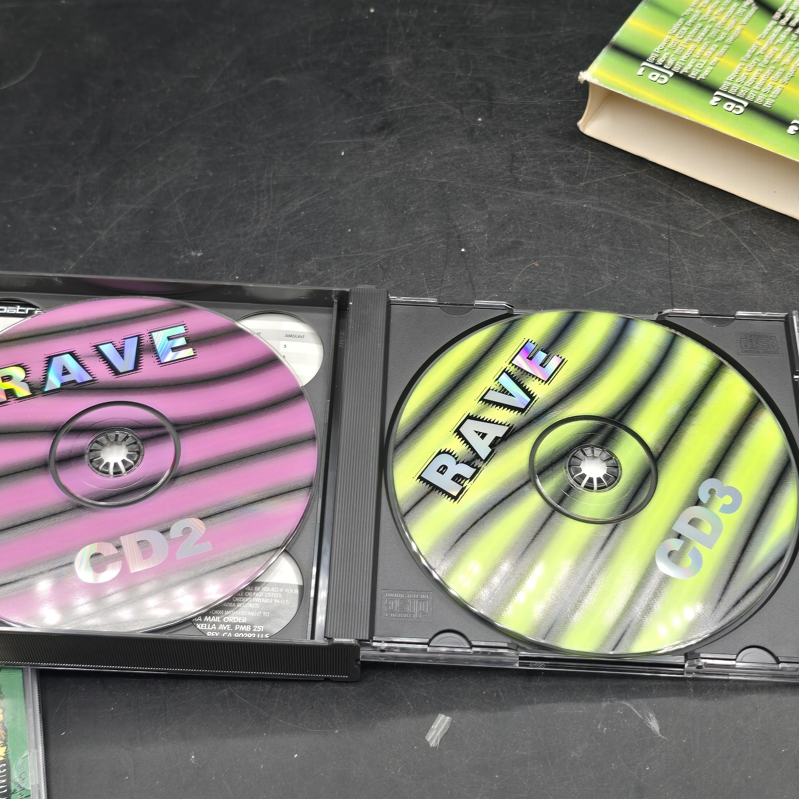 This Is Rave - 3 CD Set - 3 1/2 Hours Of Trance