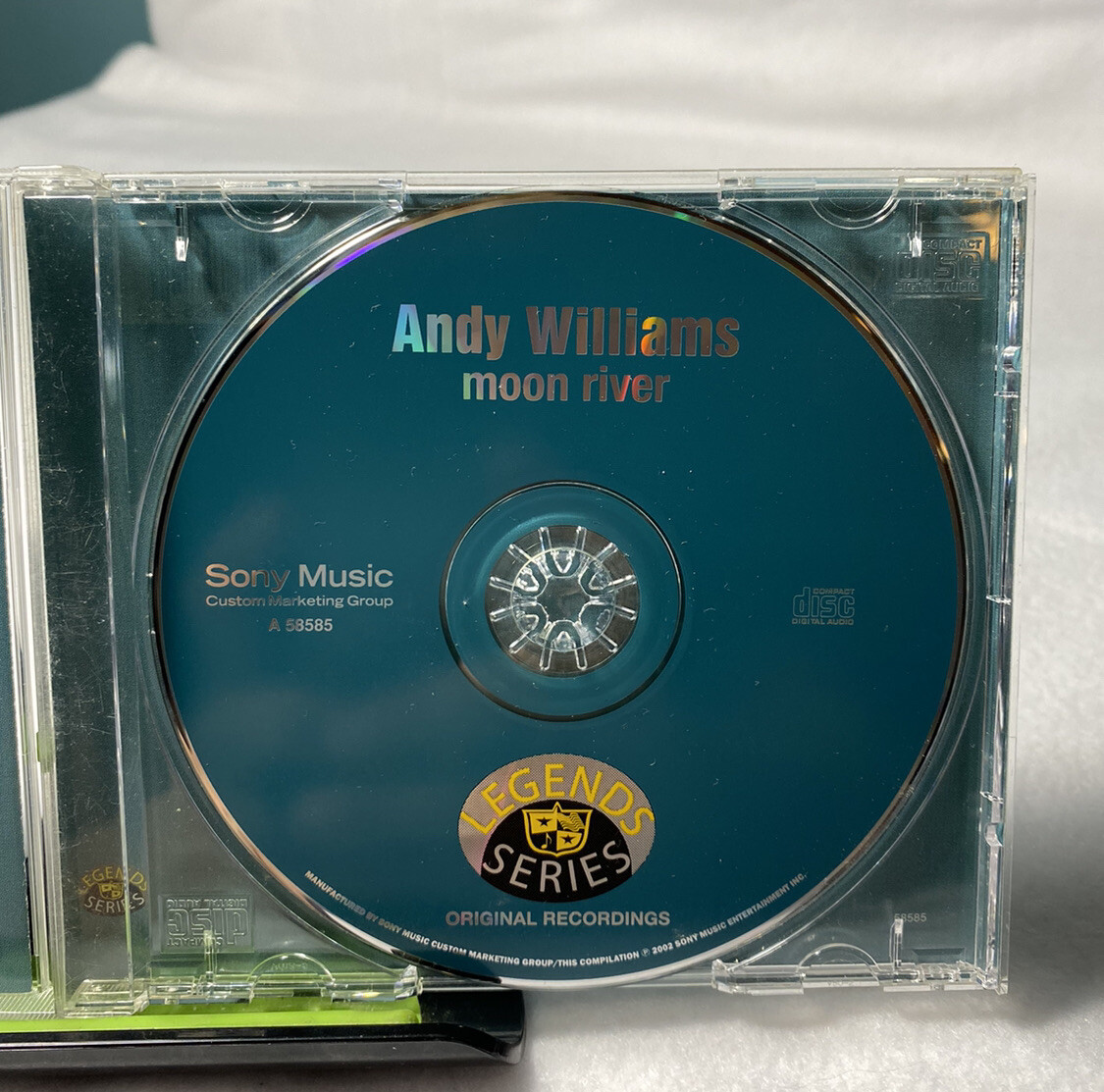 Moon River by Andy Williams (2002, Sony Music) Vocal Easy Listening Pop Music CD