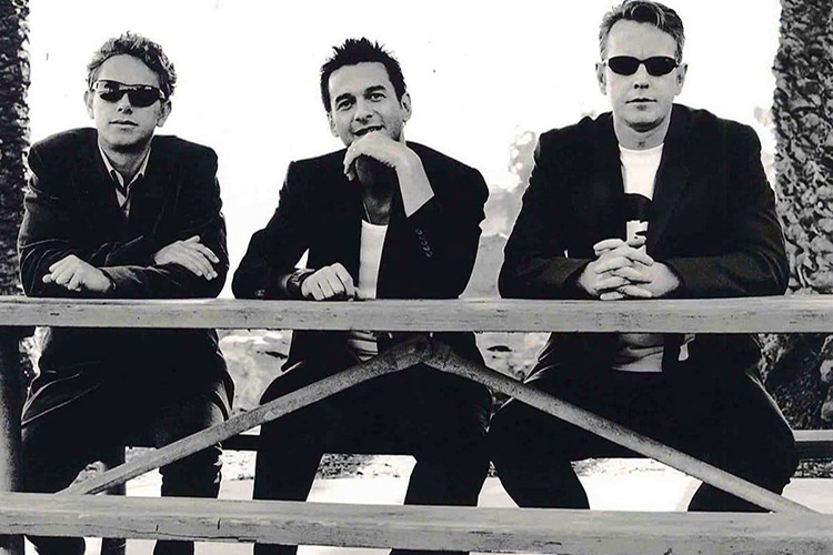 “Me alegra que ser una influencia para los grupos dance, pero serlo para los de heavy me parece excepcional”