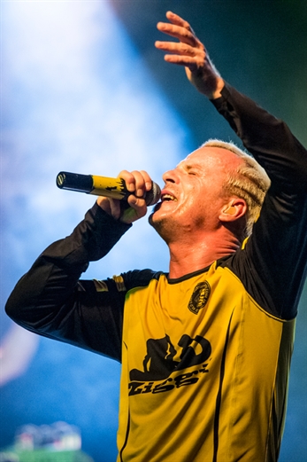 A la revolución por el baile