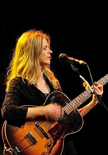 Christina Rosenvinge, ella también os quiere