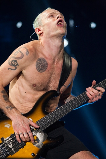 Red Hot Chili Peppers, pacto con el diablo