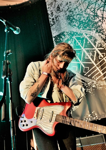 Get Dirty, descorchemos el champán