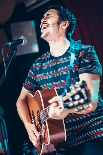 Aaron Thomas, triste ironía