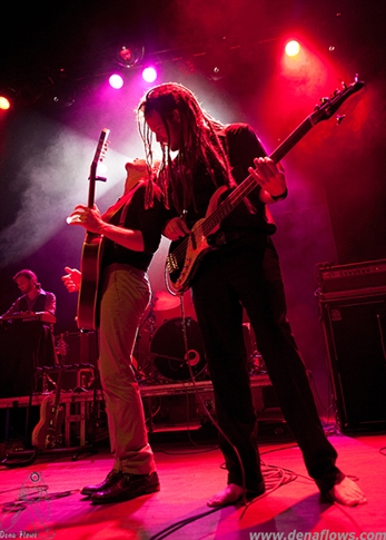 The Delta Saints, bebe con calma