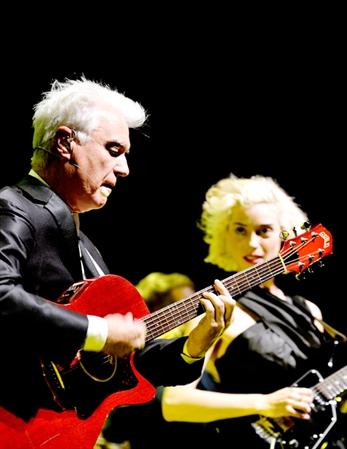 David Byrne & St Vincent, ni con cola