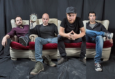 “Hay algo de inercia en el hecho de cantar en inglés"