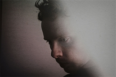 "He querido hacer algo que sea mucho más honesto"