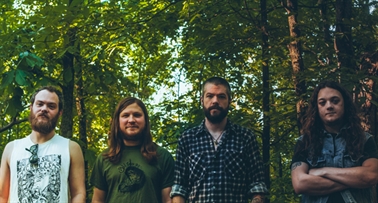 “Me resulta difícil describirnos como una banda de doom metal"