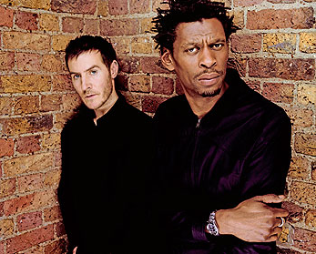 Massive Attack publican un Ep con TV On The Radio y Elbow