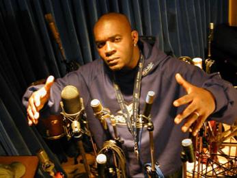 Zona Bruta presenta el artCdart