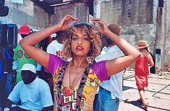 MIA presenta nuevo single y videoclip