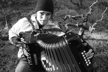 La Troba Kung-Fú te regala su single