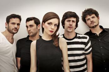 Nadadora presenta nuevo disco