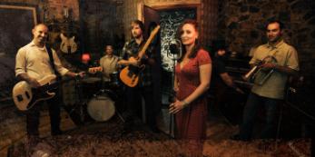 Kozmic presenta su primer EP, Disparando