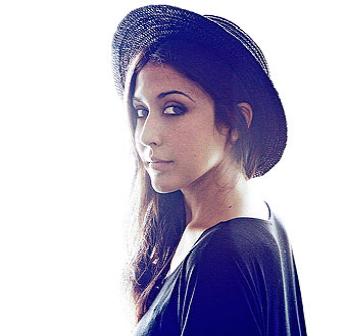 Anni B Sweet presenta su disco de gira por Europa