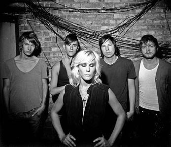 The Sounds en el aniversario de Nasty Mondays