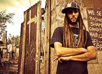 Swan Fyahbwoy llena de ragga el Paraninfo
